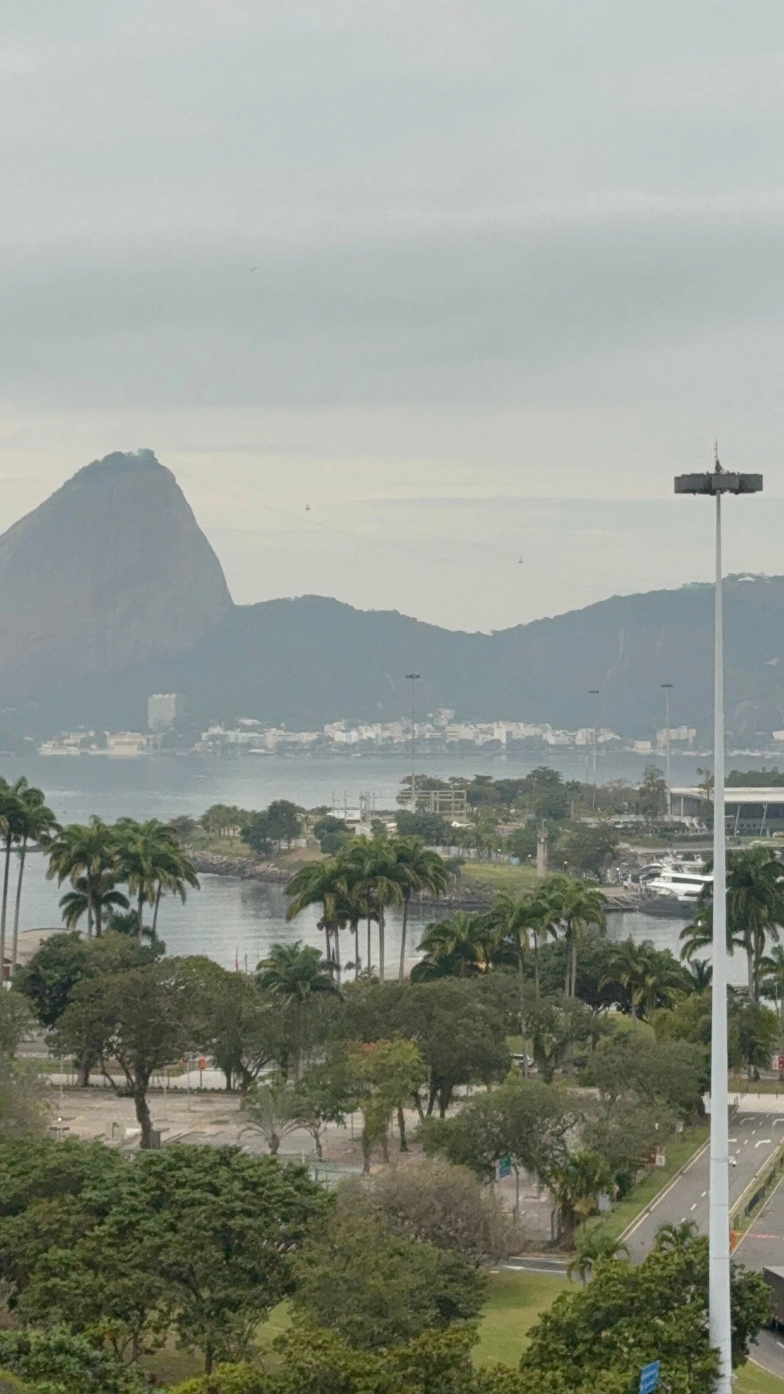 Executive Happy Hour - Drinks & Pão de Açúcar - Image
